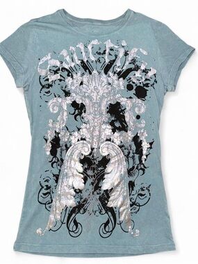 Sanctify graphic tee with bold “Amazing Grace” front and back print. Size M